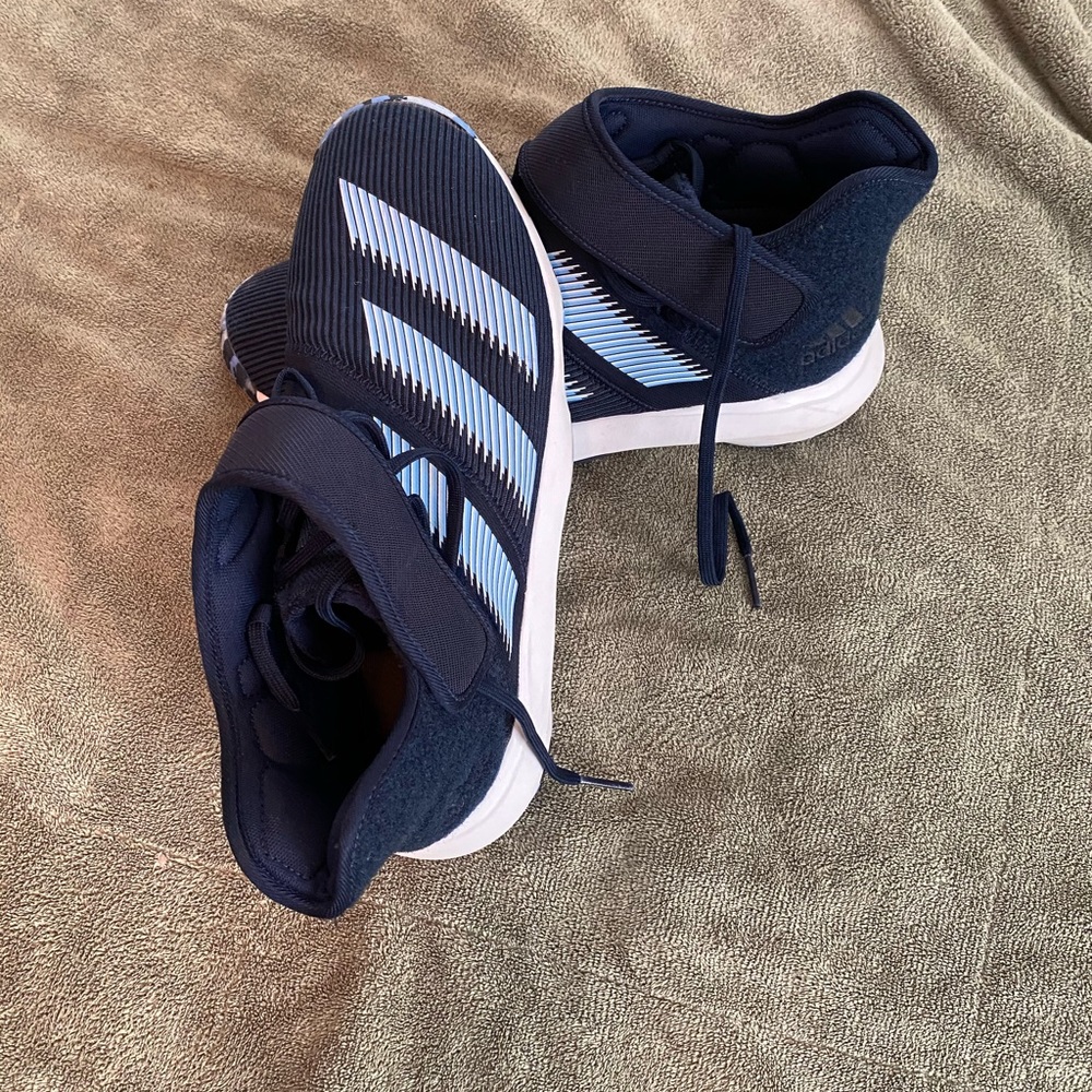 Kevin Hardin basketball shoes